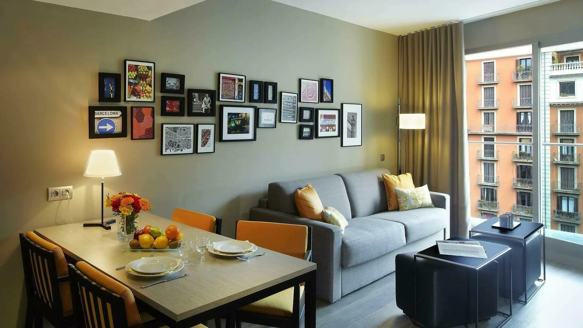 *** Apart Otel Citadines Ramblas Barselona İspanya